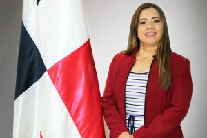 HD_CORINA_CANO_ HORIZONTAL-ADENTRO