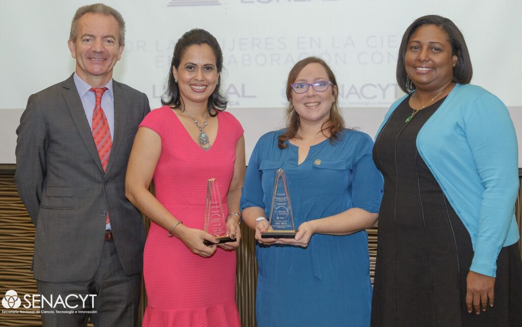 Ing. Javier Labarta, Dra. Laura Patiño, Dra. María Beatriz Carreira e Ing. Violetta Cumberbatch