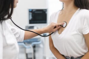 doctor-checking-patients-health