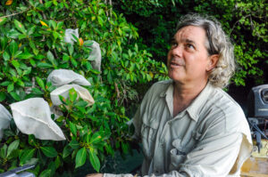 allen herre_staff scientist_smithsonian tropical research institute