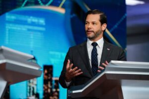 ministro-martinez-en-bloomberg