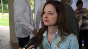 Karen-Courville-1-800x445
