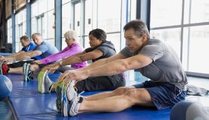 1140-group-exercise-streching-esp.imgcache.rev.web.700.403