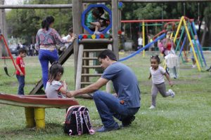 Los-parques-infantiles-están-en-perfecto-estado.