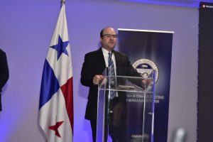 Adolfo-Fabrega-es-electo-presidente-de-la-CCIAP-para-el-periodo-2023-2024-1-1536x1024