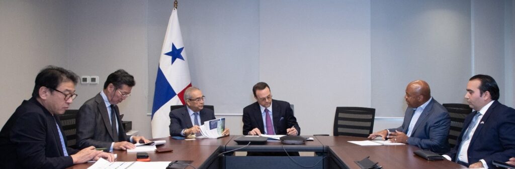 Ministro-Moltó-con-Bioenergy-y-Sumitomo