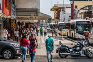 Panama,City,,Panama,-,March,2018:,People,And,Traffic,On