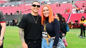 el-artista-daddy-yankee-y-su-esposa-mireddys-gonzalez.r_d.476-41-9668