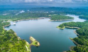 agua-canal-represa