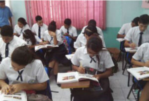 estudiantes_panama-meduca