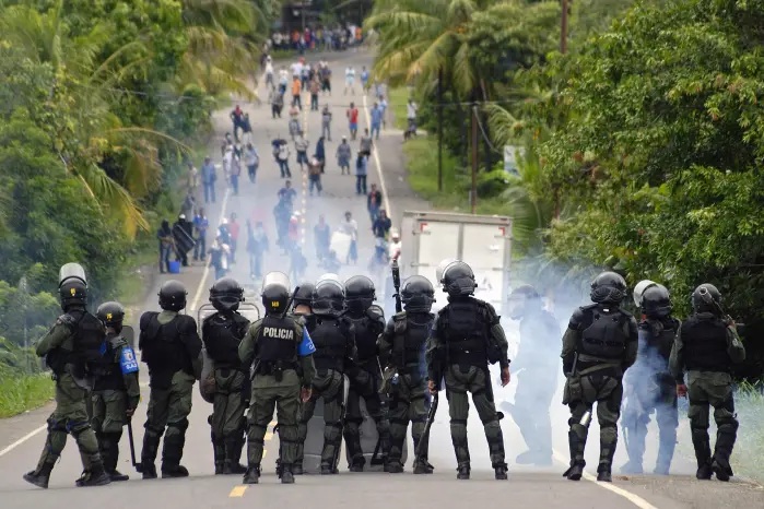Crises-in-Bocas