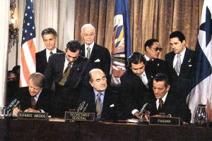 Foto-Firma-de-Tratado-2