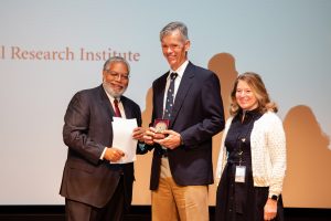 2022 Smithsonian Distinguished Scholar in the Sciences, Dr. S. Joseph Wright
