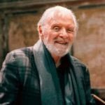 Anthony Hopkins cambia los guiones por la batuta: lanza su primer sencillo a los 88 años
